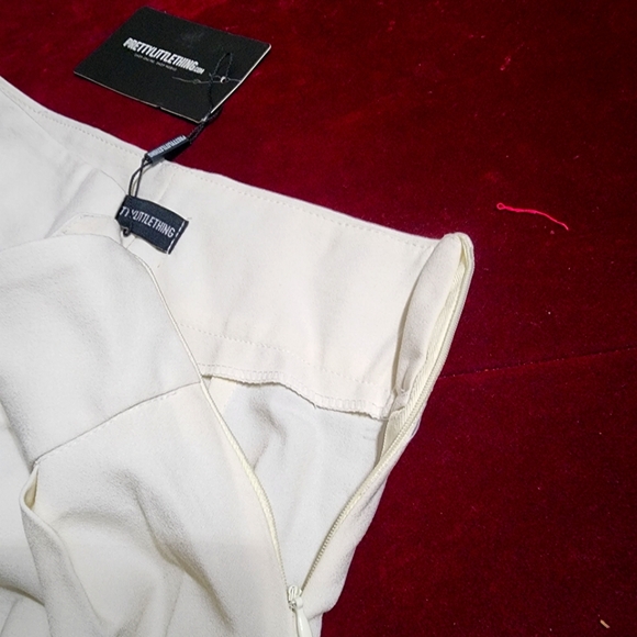 PrettyLittleThing pants - Picture 6 of 11